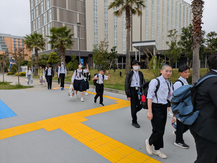 Pxl_20250424_231313509